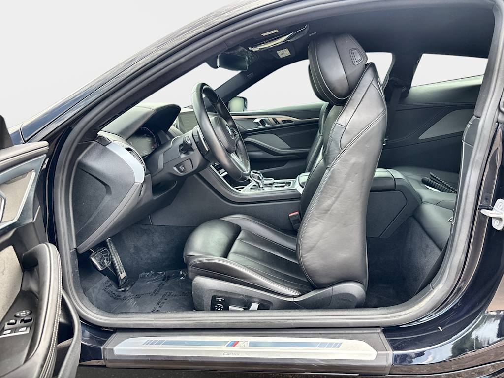 Thumbnail: 2022 BMW 8 Series - 11