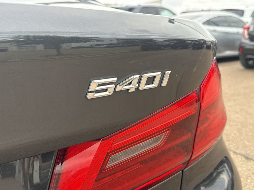 Thumbnail: 2020 BMW 5 Series - 23