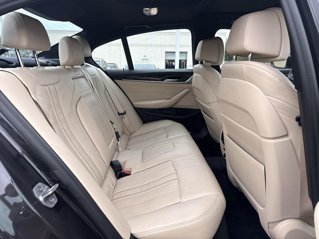 Thumbnail: 2020 BMW 5 Series - 26