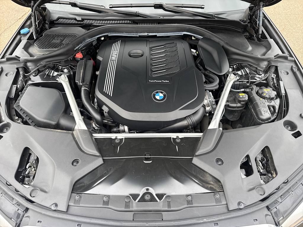 Thumbnail: 2020 BMW 5 Series - 9