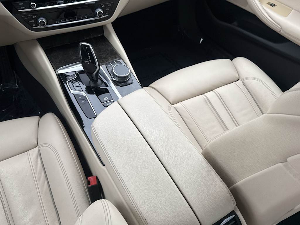 Thumbnail: 2020 BMW 5 Series - 15