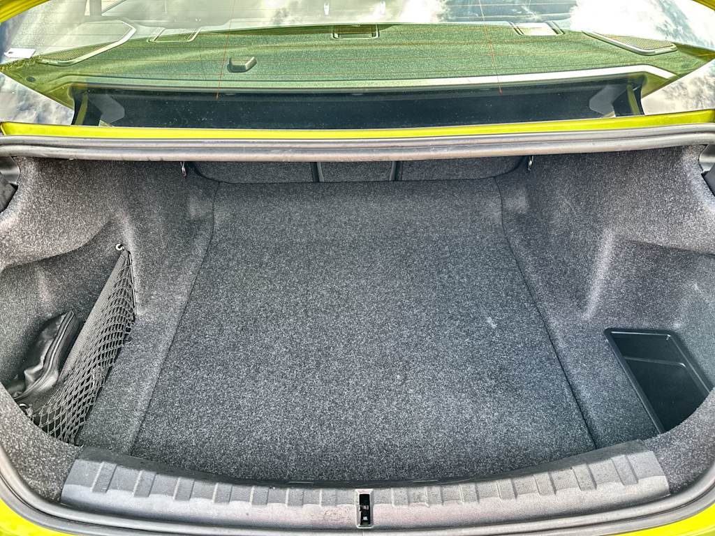 Thumbnail: 2025 BMW M3 - 17