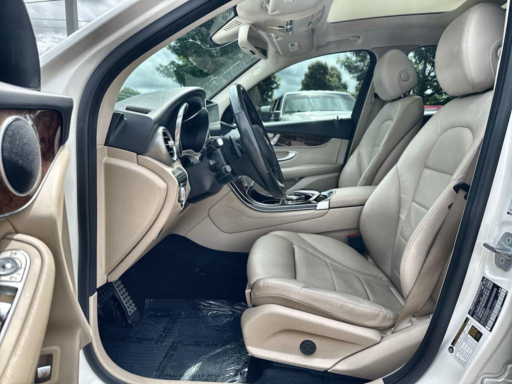 Thumbnail: 2019 Mercedes-Benz GLC - 11