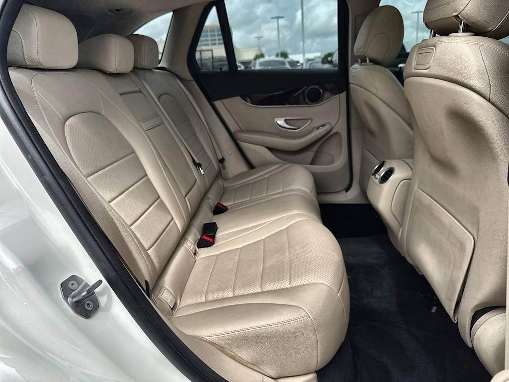 Thumbnail: 2019 Mercedes-Benz GLC - 26