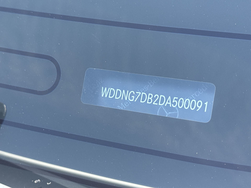 Thumbnail: 2013 Mercedes-Benz S-Class - 19