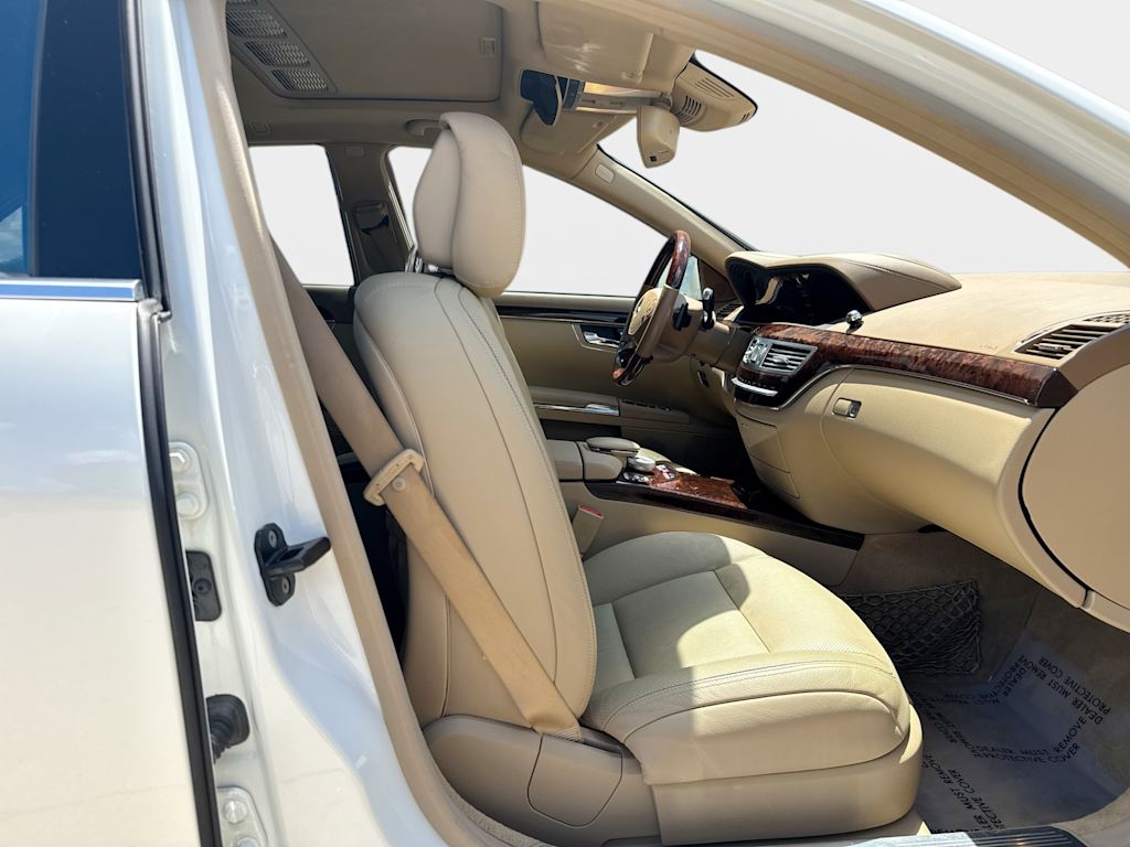 Thumbnail: 2013 Mercedes-Benz S-Class - 10