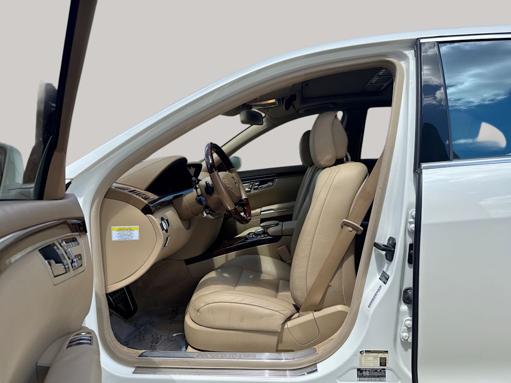 Thumbnail: 2013 Mercedes-Benz S-Class - 11