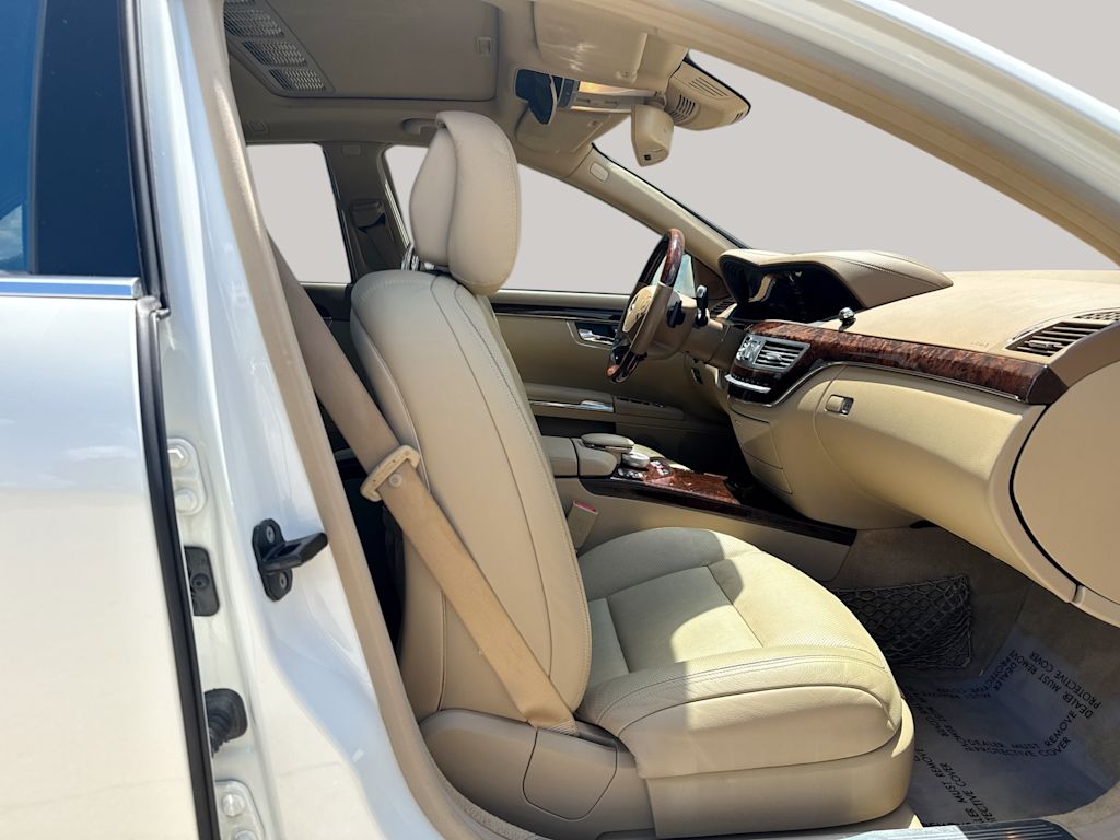 Thumbnail: 2013 Mercedes-Benz S-Class - 10