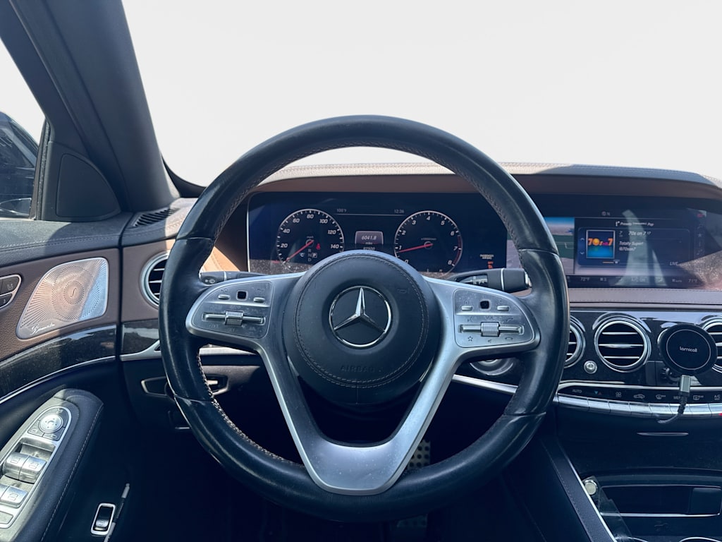 Thumbnail: 2018 Mercedes-Benz S-Class - 10