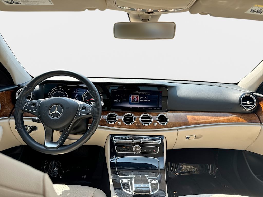 Thumbnail: 2018 Mercedes-Benz E-Class - 2