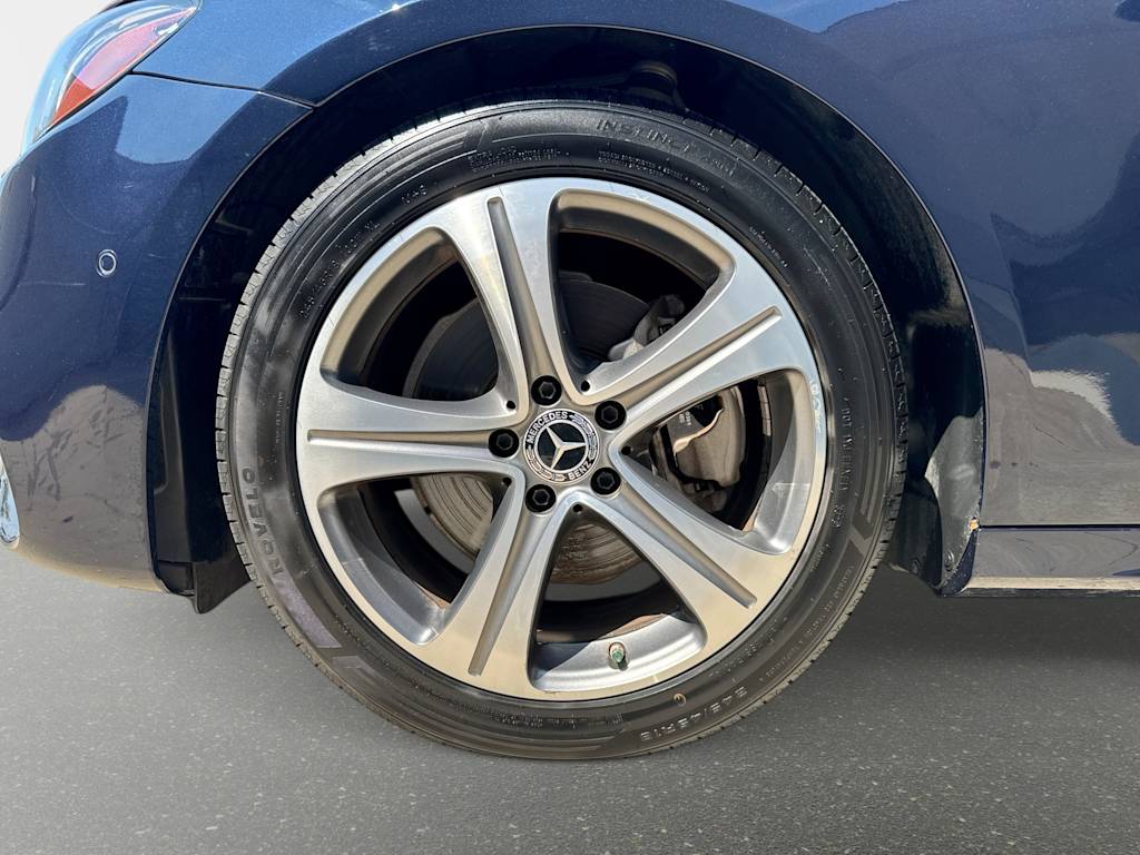 Thumbnail: 2018 Mercedes-Benz E-Class - 7