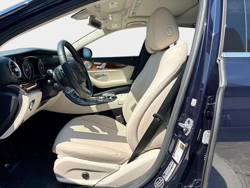 Thumbnail: 2018 Mercedes-Benz E-Class - 11