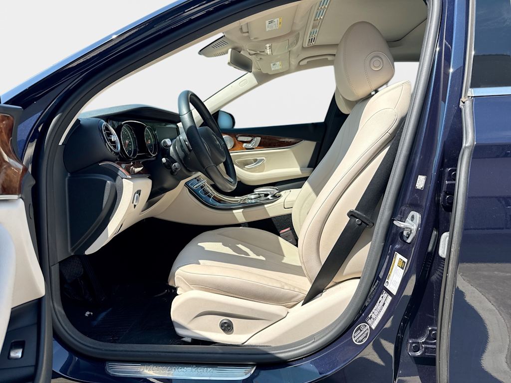 Thumbnail: 2018 Mercedes-Benz E-Class - 10