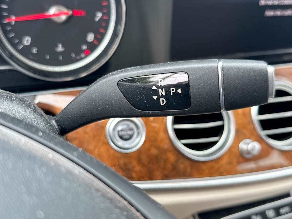 Thumbnail: 2018 Mercedes-Benz E-Class - 26
