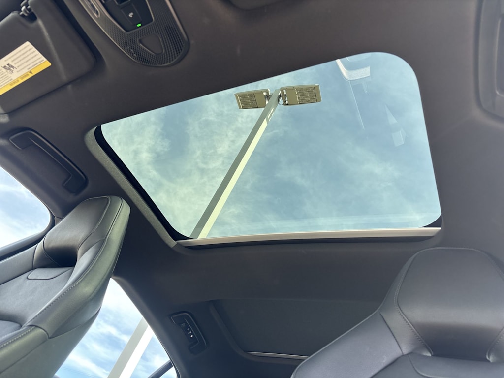 Thumbnail: 2025 Porsche Panamera - 29