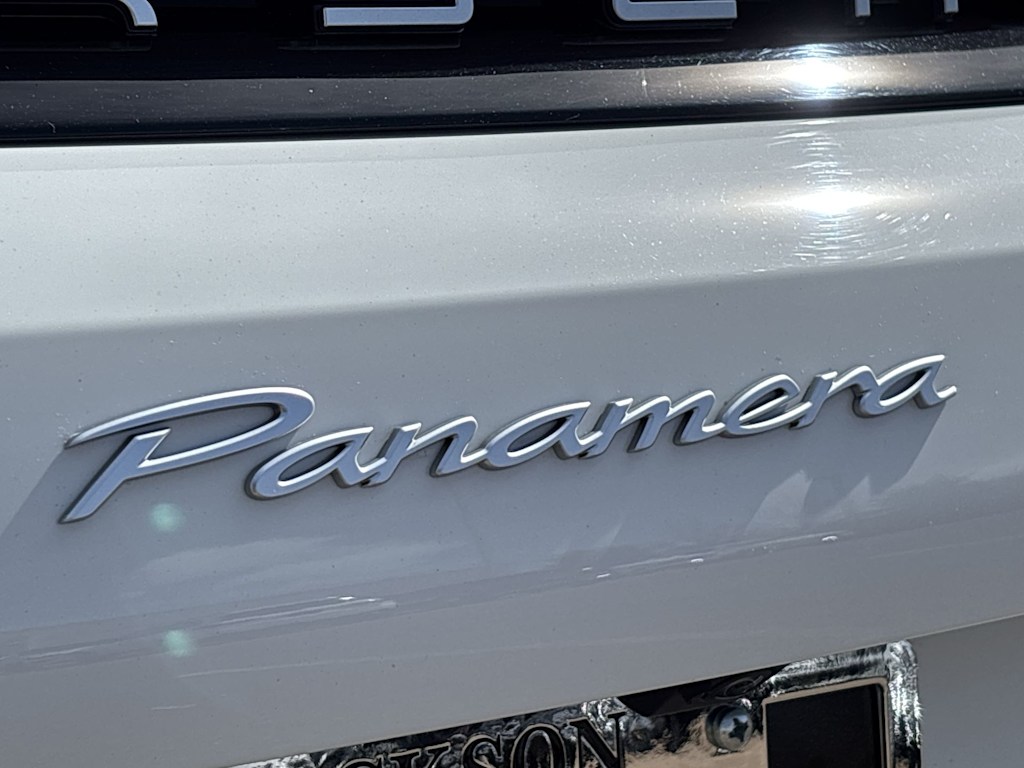 Thumbnail: 2025 Porsche Panamera - 26