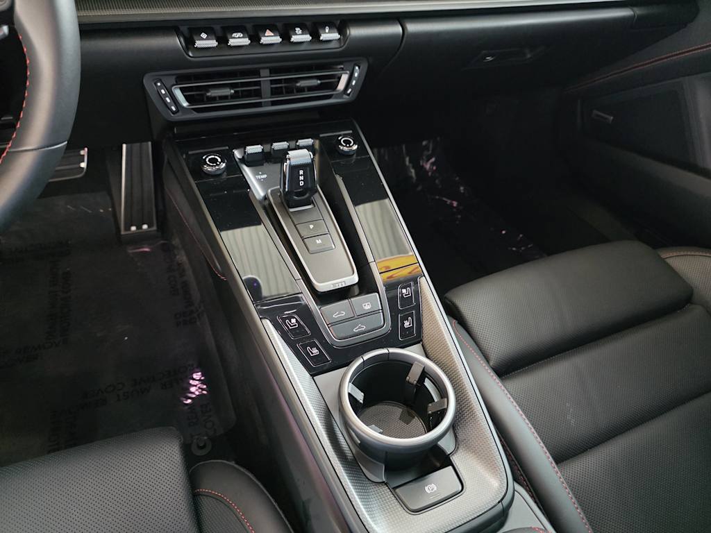 Thumbnail: 2023 Porsche 911 - 10