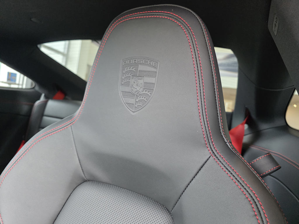 Thumbnail: 2023 Porsche 911 - 8