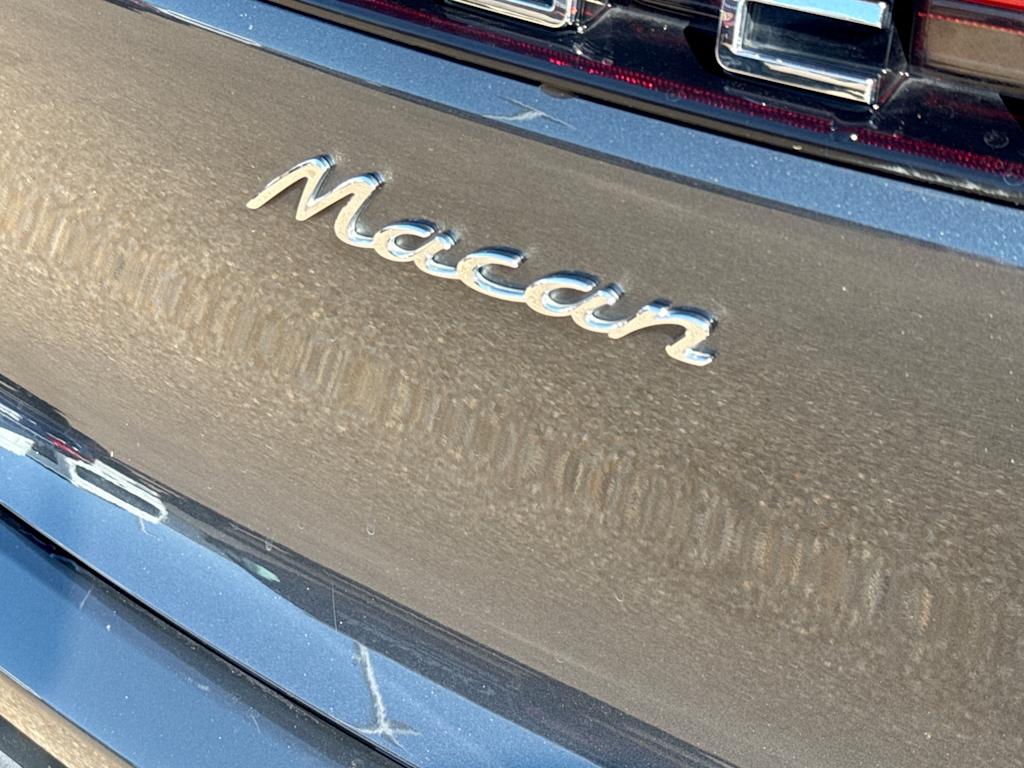 Thumbnail: 2023 Porsche Macan - 6