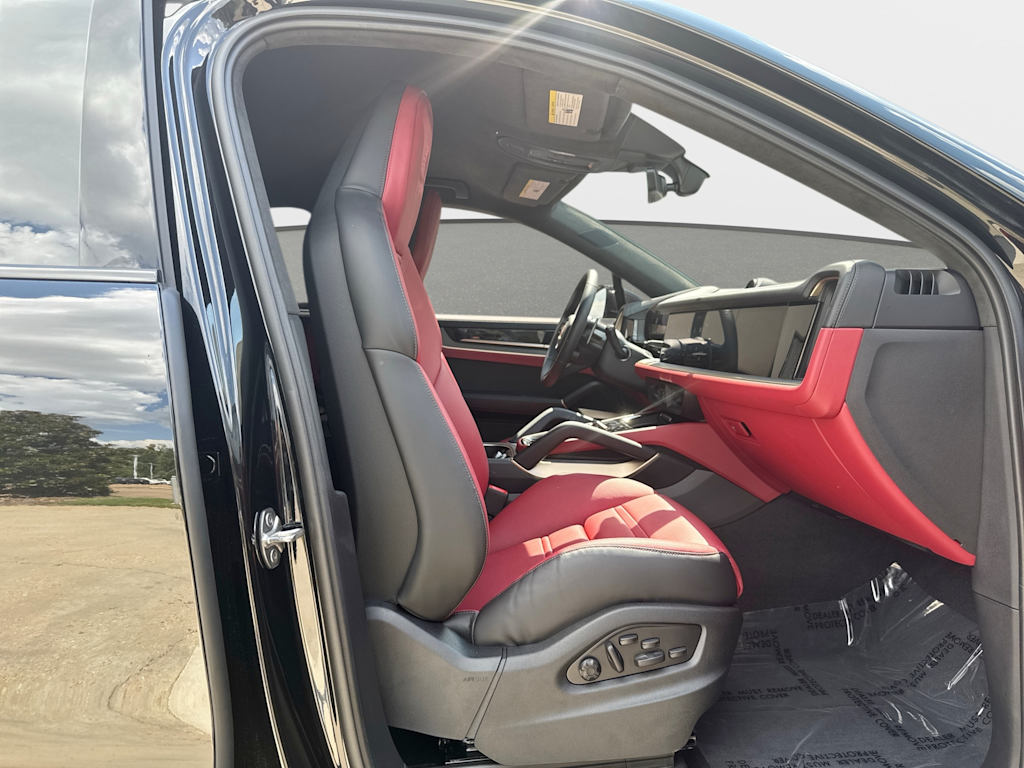 Thumbnail: 2025 Porsche Cayenne - 14