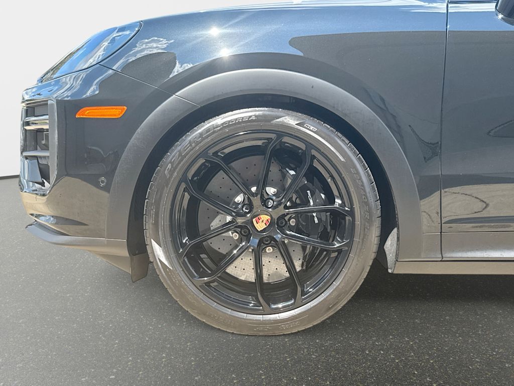 Thumbnail: 2025 Porsche Cayenne - 8