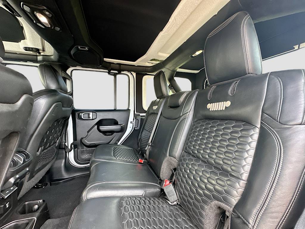 Thumbnail: 2018 Jeep Wrangler - 12