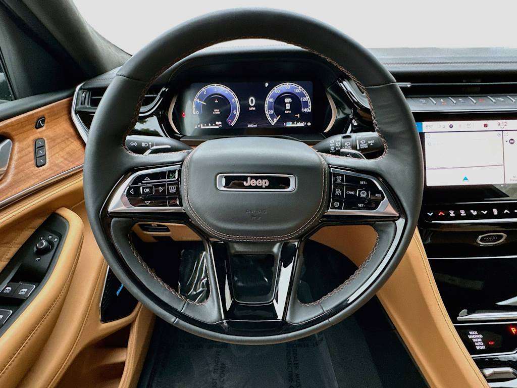 Thumbnail: 2026 Jeep Grand Cherokee - 10