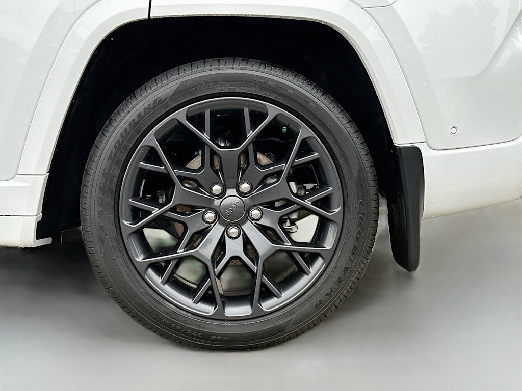 Thumbnail: 2026 Jeep Grand Cherokee - 8
