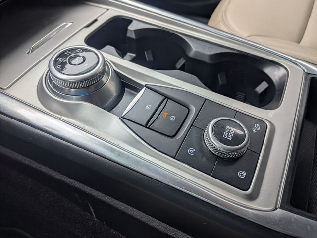 Thumbnail: 2020 Ford Explorer - 14