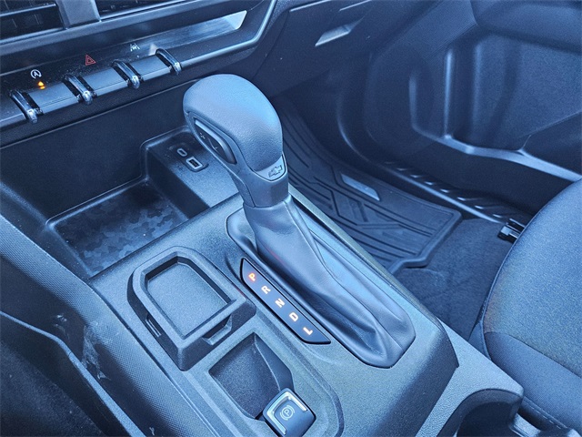 Thumbnail: 2024 Chevrolet Colorado - 14