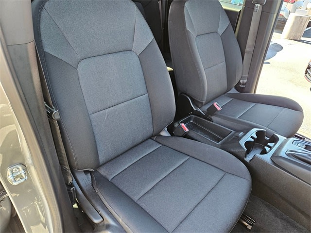 Thumbnail: 2024 Chevrolet Colorado - 10