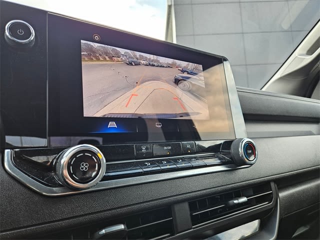 Thumbnail: 2024 Chevrolet Colorado - 28