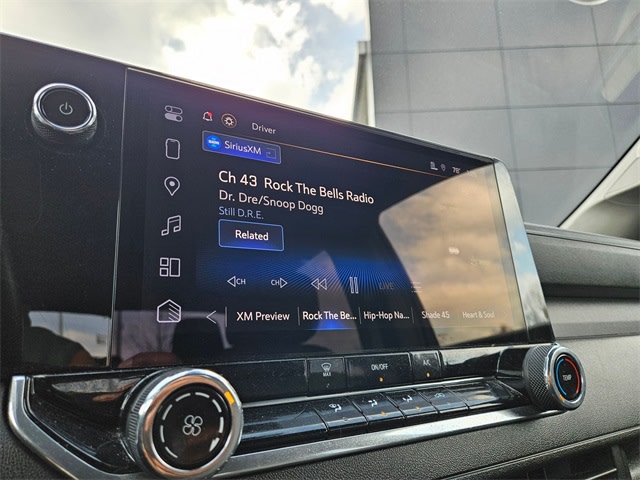 Thumbnail: 2024 Chevrolet Colorado - 29