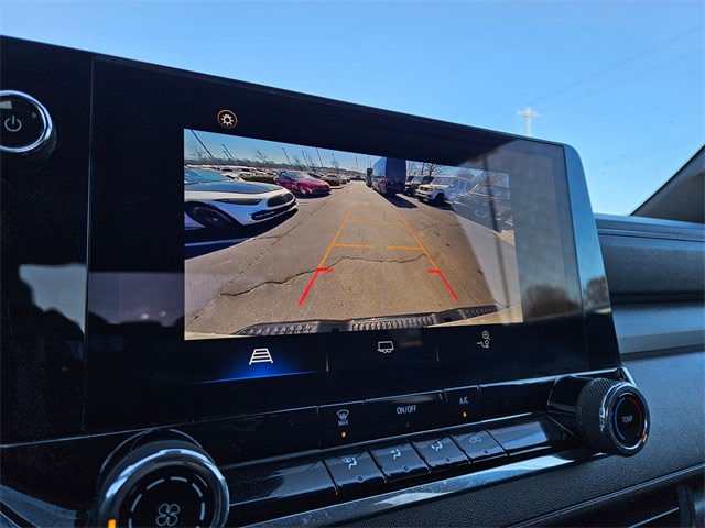 Thumbnail: 2024 Chevrolet Colorado - 30