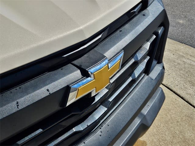 Thumbnail: 2024 Chevrolet Colorado - 21