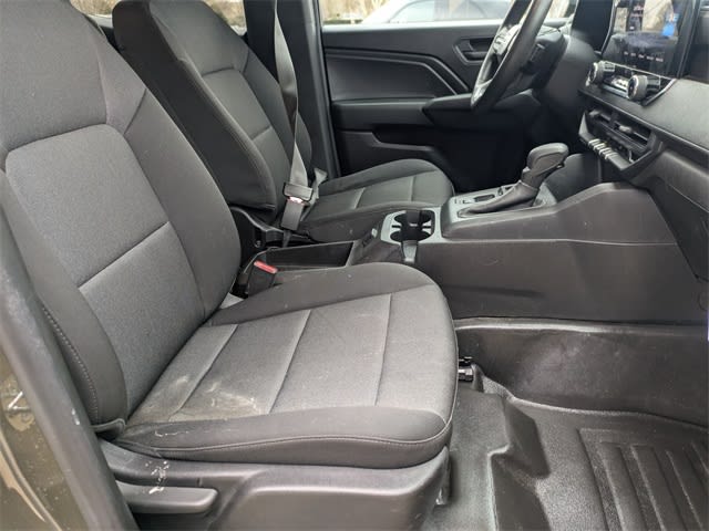 Thumbnail: 2023 Chevrolet Colorado - 25