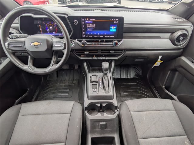 Thumbnail: 2023 Chevrolet Colorado - 10