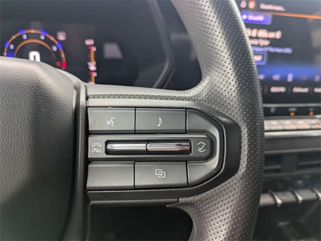 Thumbnail: 2023 Chevrolet Colorado - 28