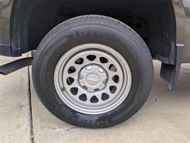 Thumbnail: 2023 Chevrolet Colorado - 8