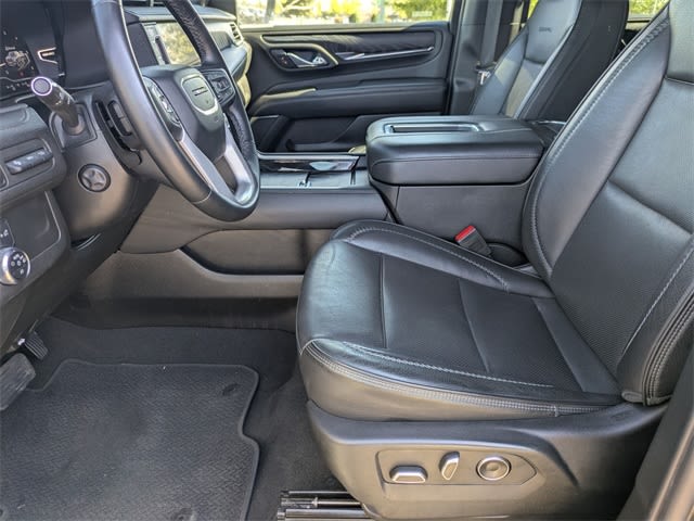 Thumbnail: 2023 GMC Yukon XL - 11