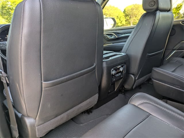 Thumbnail: 2023 GMC Yukon XL - 12
