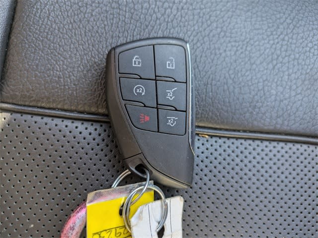 Thumbnail: 2023 GMC Yukon XL - 17