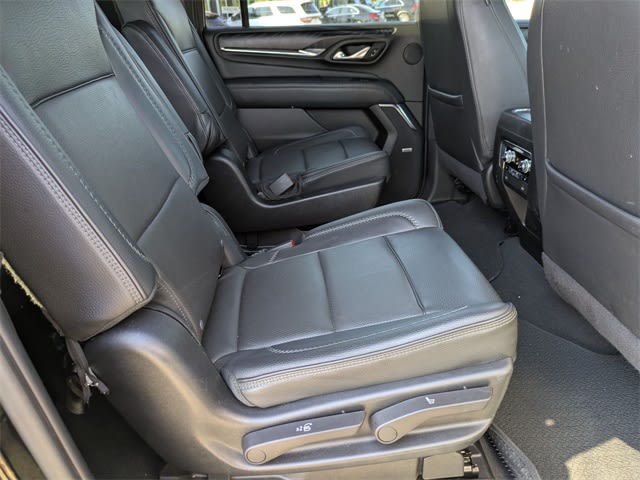 Thumbnail: 2023 GMC Yukon XL - 26