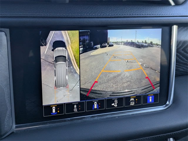 Thumbnail: 2023 GMC Yukon XL - 32