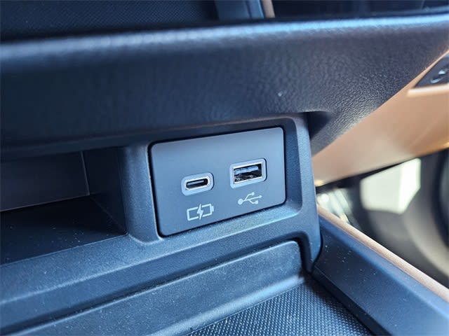 Thumbnail: 2024 Lexus ES - 33