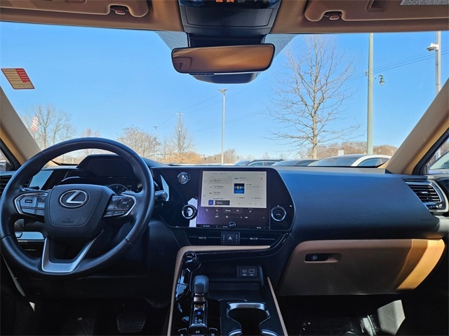 Thumbnail: 2024 Lexus ES - 7