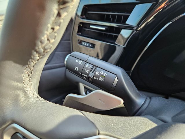 Thumbnail: 2023 Lexus RX - 15
