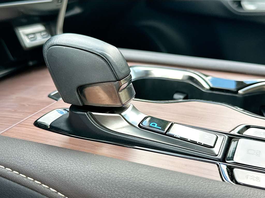Thumbnail: 2024 Lexus RX - 16
