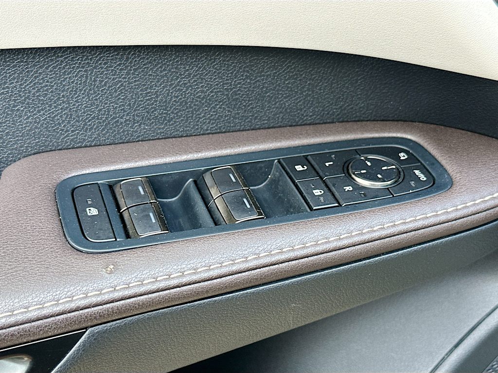 Thumbnail: 2024 Lexus RX - 26
