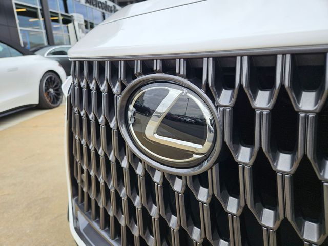 Thumbnail: 2025 Lexus ES - 7